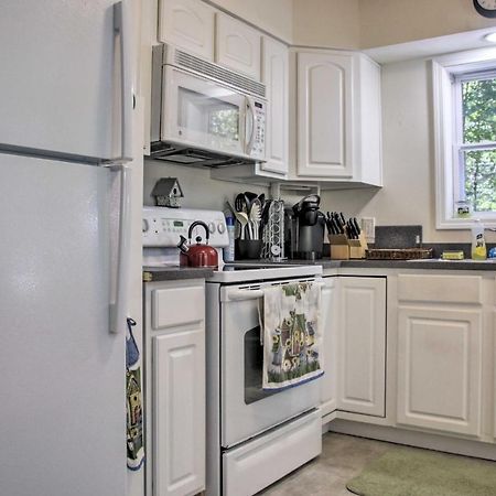 Spacious Home With Deck, Grill And Delaware River View 칼리쿤 외부 사진