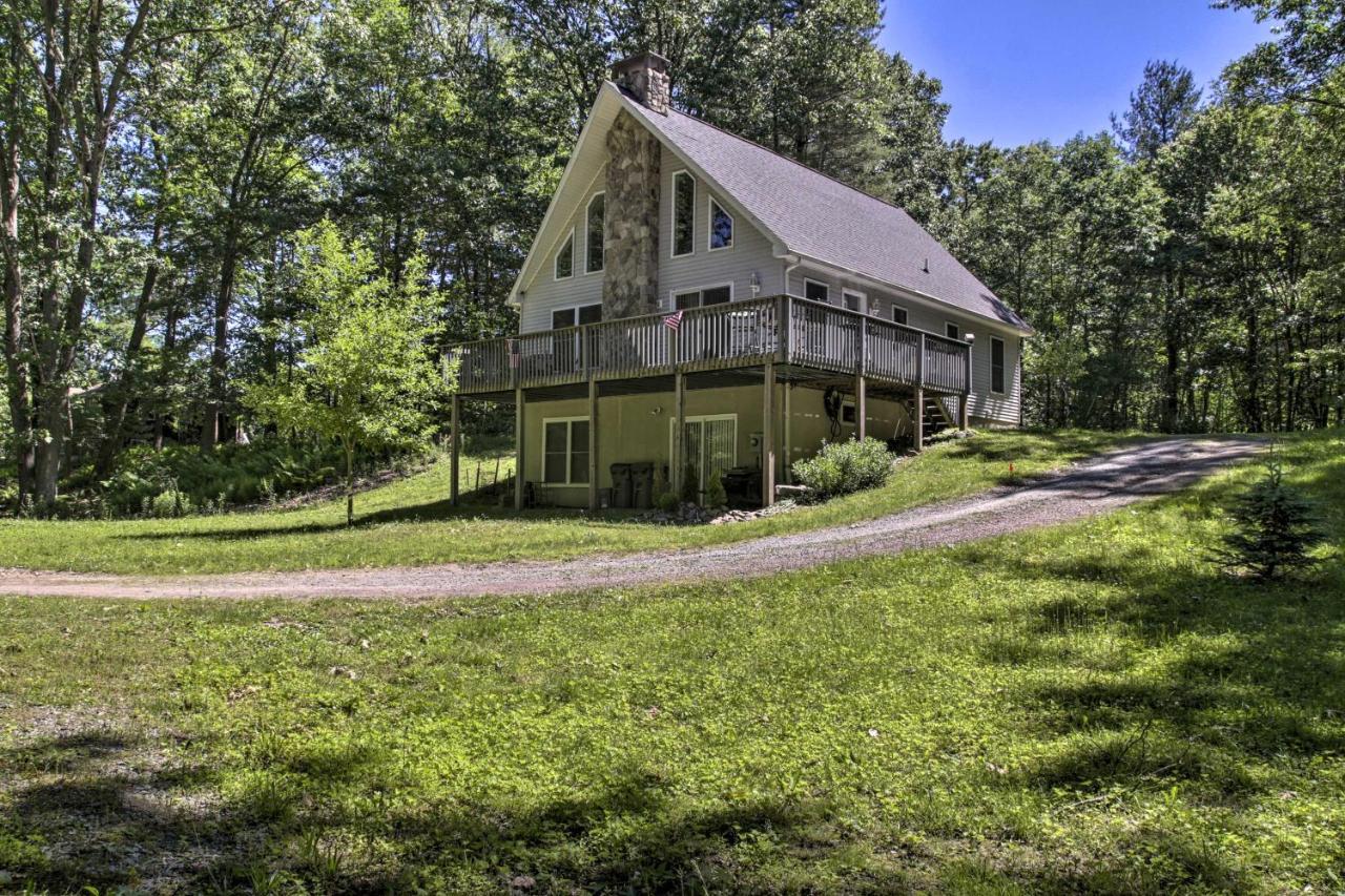 Spacious Home With Deck, Grill And Delaware River View 칼리쿤 외부 사진